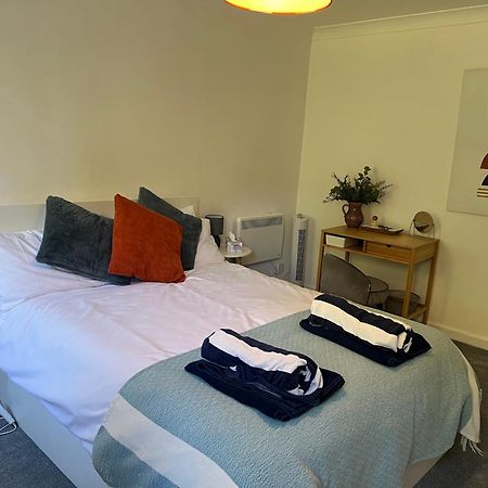 Hollyhocks Holiday Home- 2 Bedroomed Ground Floor Apartment Sleeps 5 Ivybridge Luaran gambar