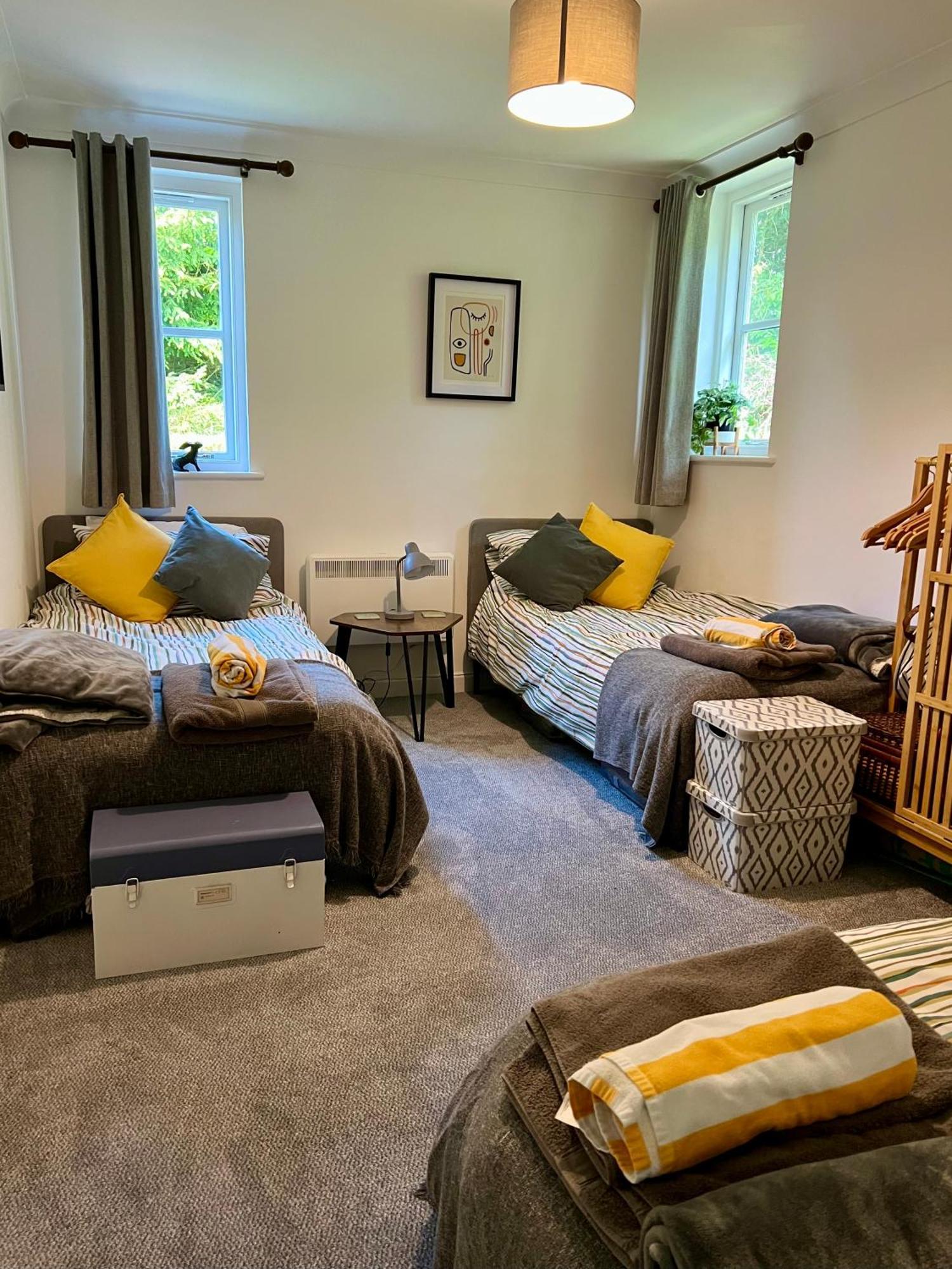 Hollyhocks Holiday Home- 2 Bedroomed Ground Floor Apartment Sleeps 5 Ivybridge Luaran gambar